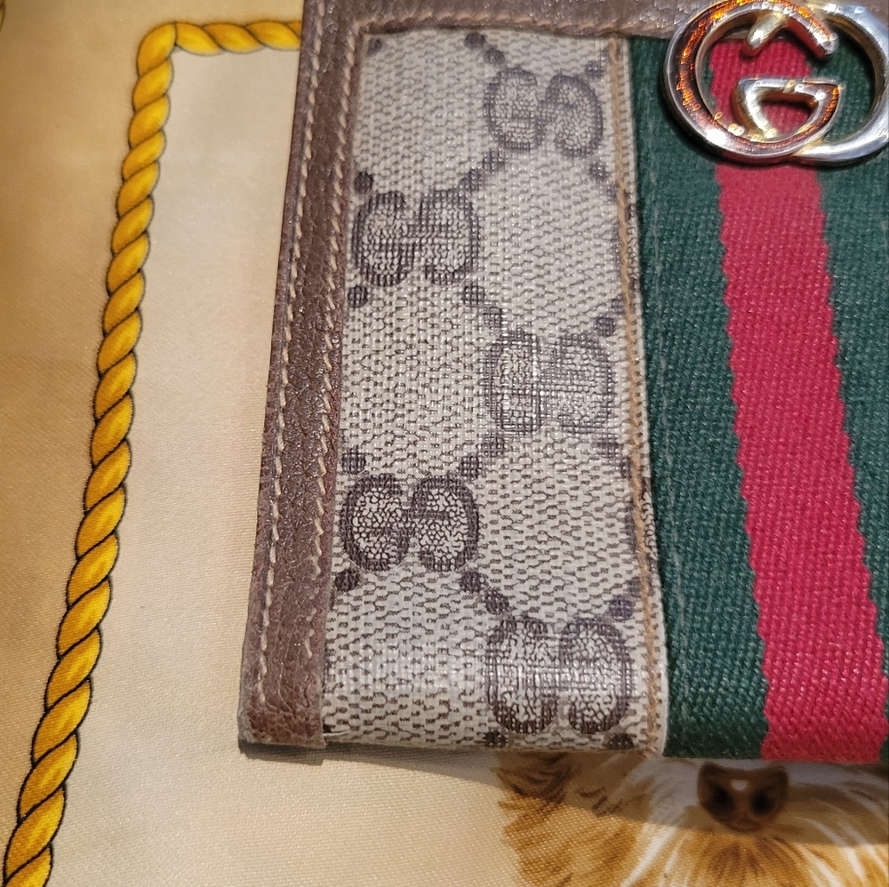 Gucci Tan "GG" Supreme Coated Canvas And Leather Bi-Fold Wallet - Picture 6 of 13